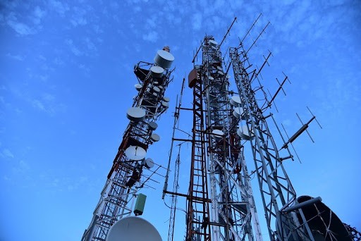 Plaidoyer urgent pour l’amélioration des services de télécommunication en Haïti